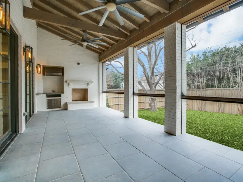 Craft Barnett custom home, photo 12