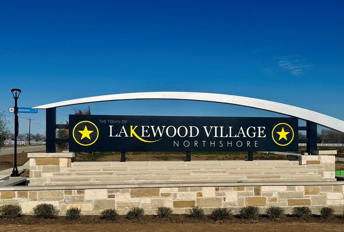 Monument sign at the entrance to Northshore at Lakewood Village